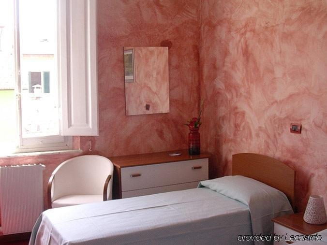 Hotel Buenos Aires Montecatini Terme Chambre photo
