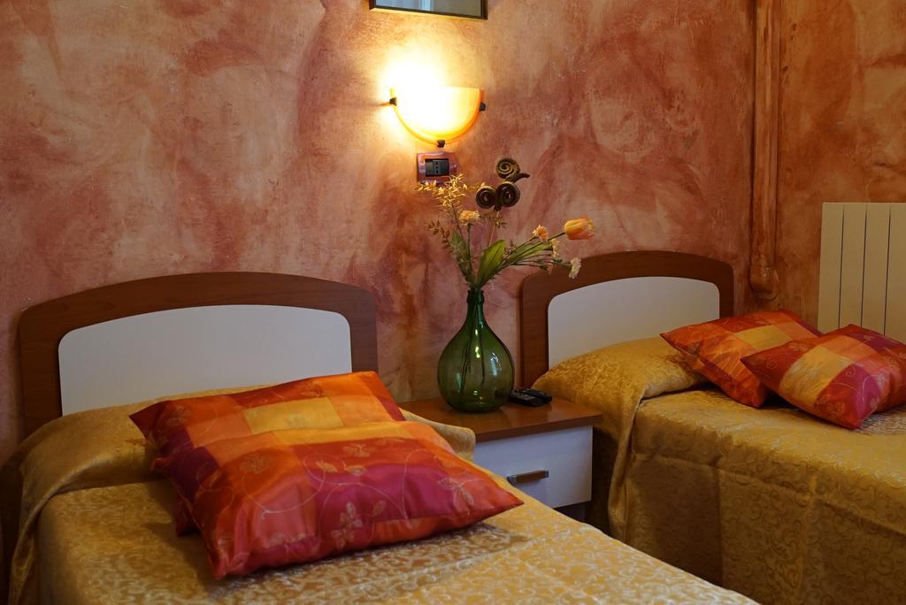 Hotel Buenos Aires Montecatini Terme Extérieur photo