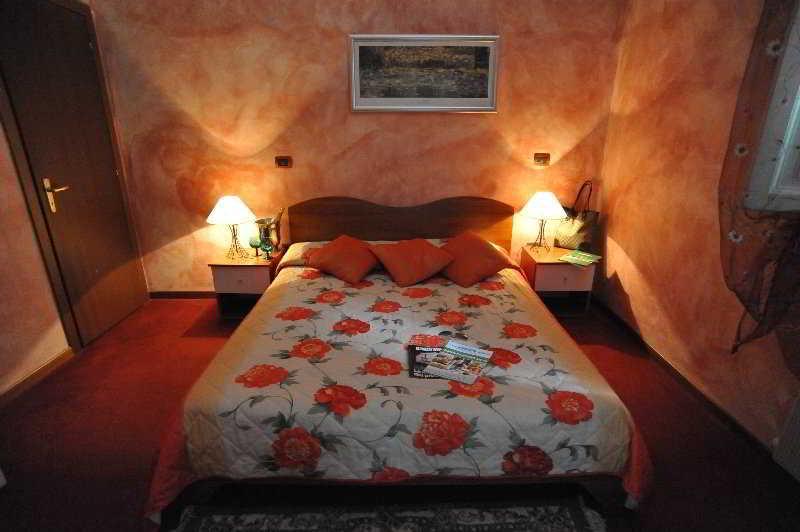 Hotel Buenos Aires Montecatini Terme Extérieur photo